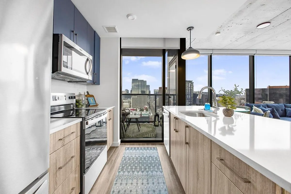 The Industrial Suite Downtown Nashville Apartment